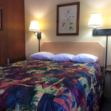 Indianhead Motel Ironwood Dış mekan fotoğraf