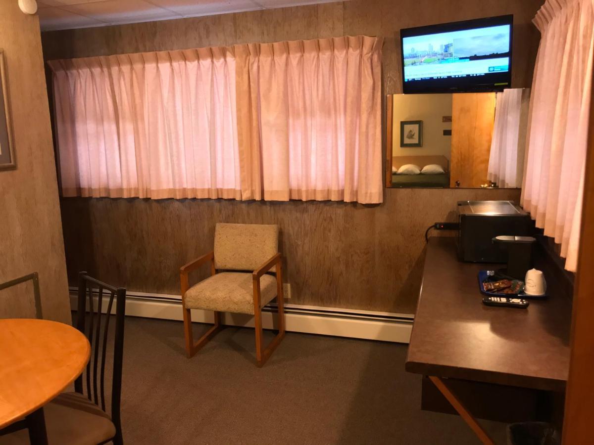Indianhead Motel Ironwood Dış mekan fotoğraf