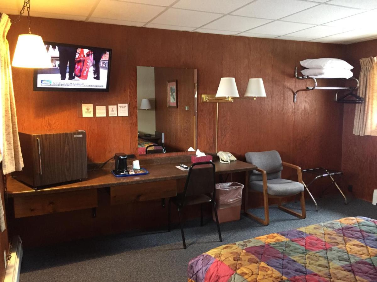 Indianhead Motel Ironwood Dış mekan fotoğraf