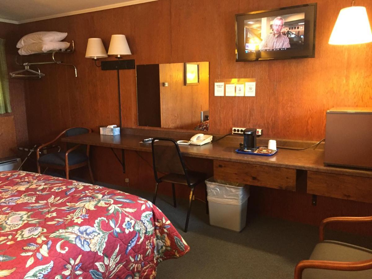 Indianhead Motel Ironwood Dış mekan fotoğraf