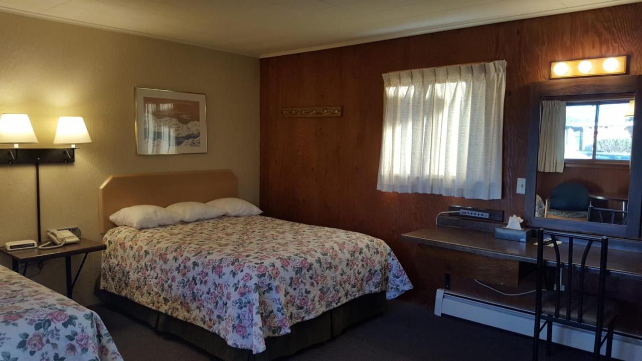 Indianhead Motel Ironwood Dış mekan fotoğraf