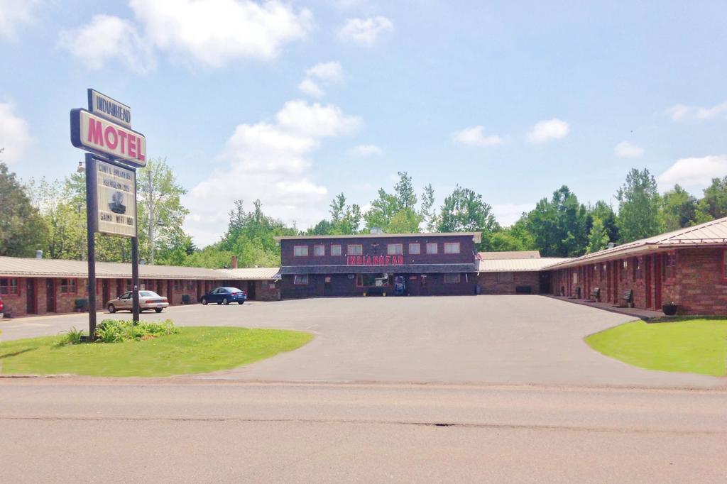 Indianhead Motel Ironwood Dış mekan fotoğraf